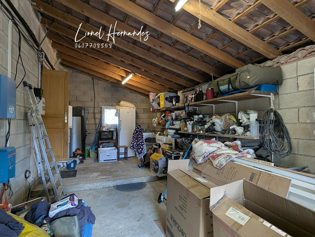 ALES Villa 5 pièces de plain-pied - 132m² - Piscine - Garage - Panneaux solaires - Terrain de 1203m² 18