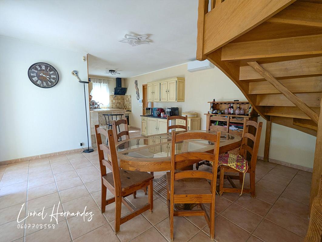 ALES Villa 5 pièces de plain-pied - 132m² - Piscine - Garage - Panneaux solaires - Terrain de 1203m² 7