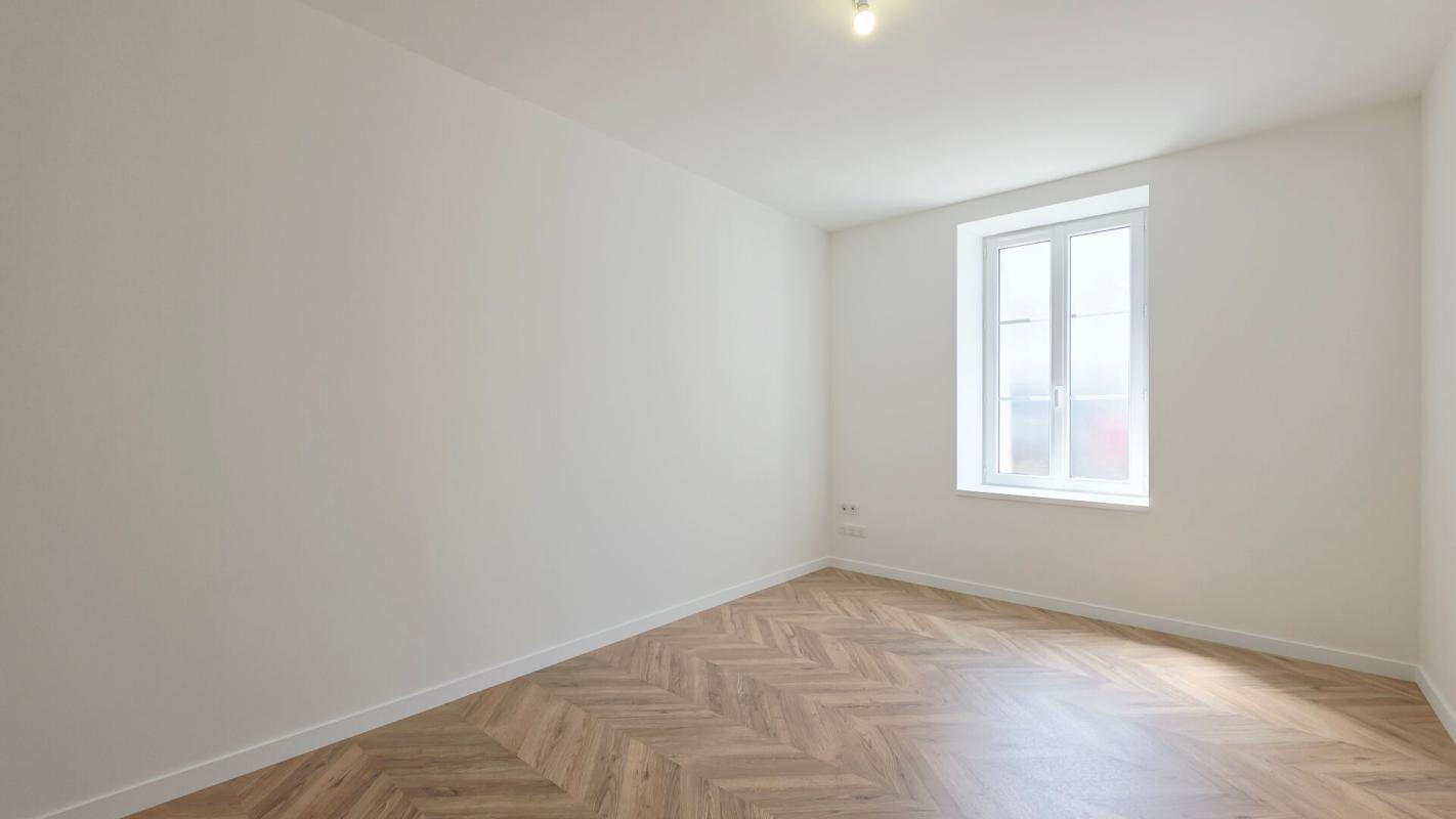 BOURGES BOURGES MAISON RÉNOVÉE 95M² 4 PIECES 3 CHAMBRES 11