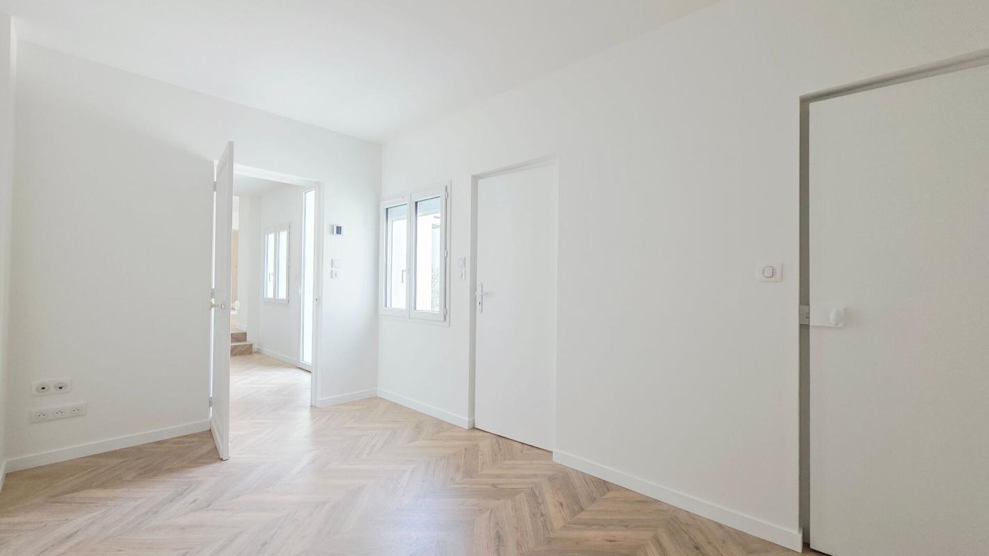 BOURGES BOURGES MAISON RÉNOVÉE 95M² 4 PIECES 3 CHAMBRES 9