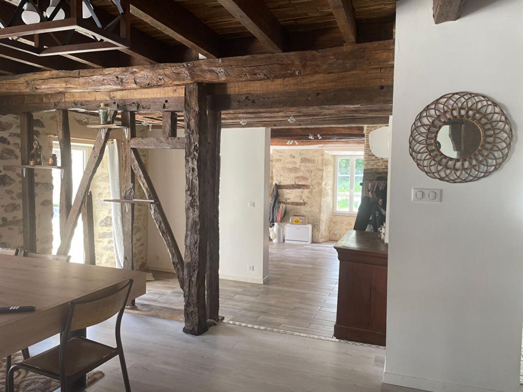 SAINT-AUVENT Maison Saint Auvent 7 pièce(s) 217m2 11