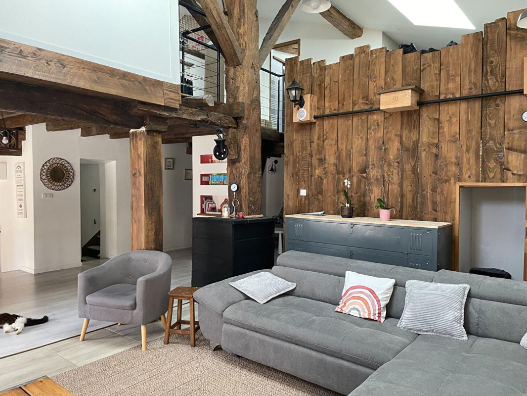 SAINT-AUVENT Maison Saint Auvent 7 pièce(s) 217m2 13