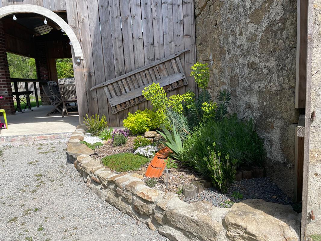 SAINT-AUVENT Maison Saint Auvent 7 pièce(s) 217m2 6