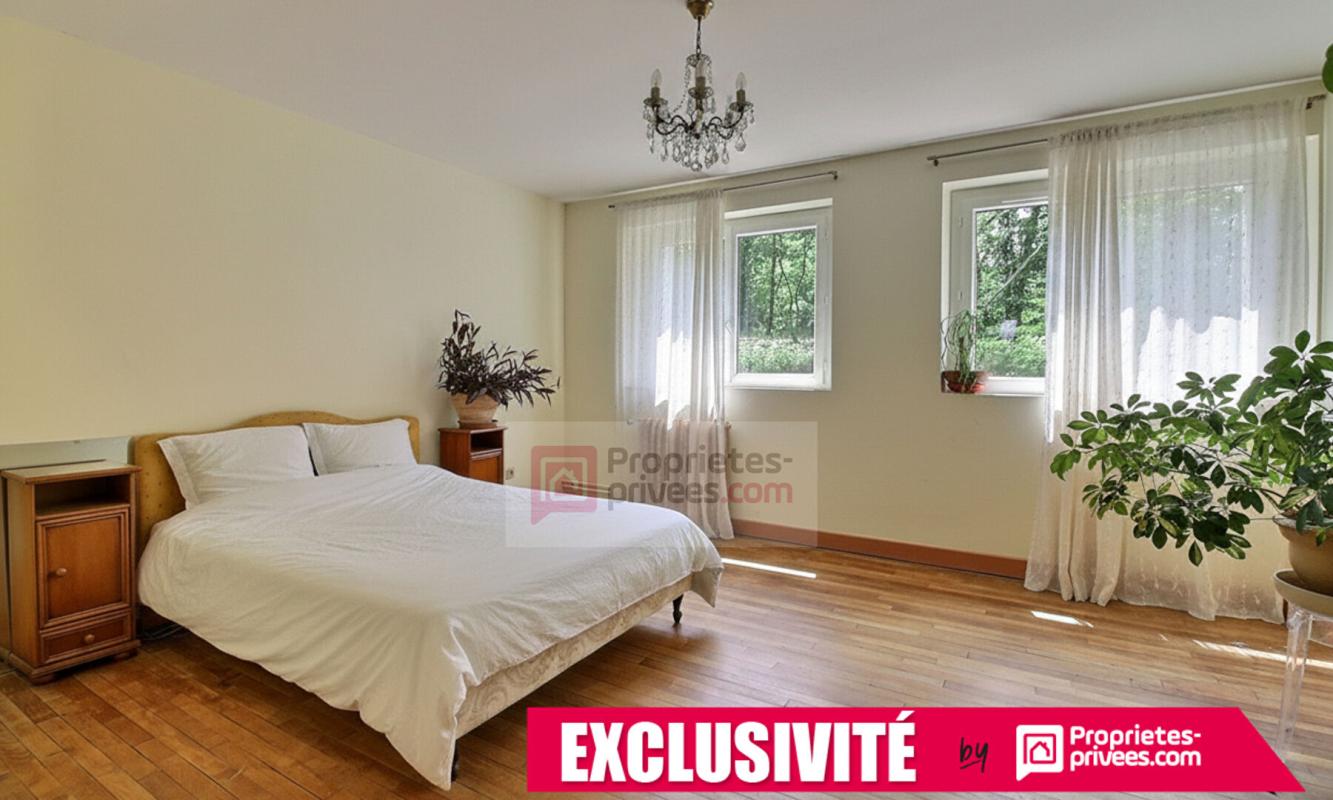 BRIVE-LA-GAILLARDE Maison familiale en pierres - Brive Ouest - Espace à vivre de PLAIN PIED - Terrain 5 038 m² 5