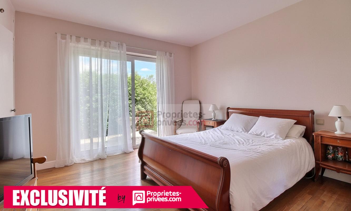 BRIVE-LA-GAILLARDE Maison familiale en pierres - Brive Ouest - Espace à vivre de PLAIN PIED - Terrain 5 038 m² 6