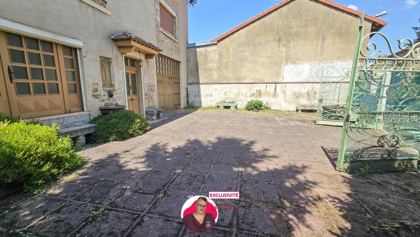 VERNET-LA-VARENNE grande propriété en 2 parties pour un total de 640 m² sur petit jardin 2