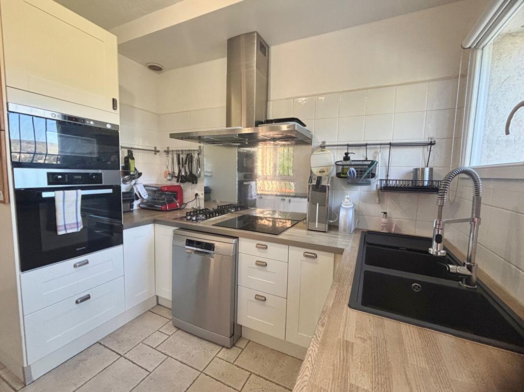 NICE Villa rénovée Nice St Pancrace 7 pièces 216 m2 avec piscine 8