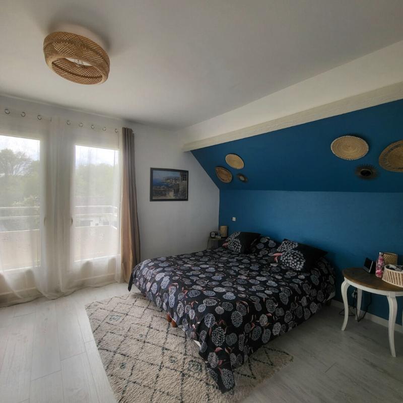 SAINT-GERMAIN-SUR-AVRE Maison St Germain Sur Avre 7 pièce(s) 145.90 m2 dépendances,  terrain de 1565m². Prix HAI : 291 200 12