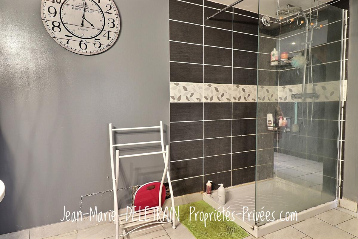 SAINT-ANTOINE-DE-BREUILH Périgourdine de 258 m² + dépendances 100 m² - Gare TER, commerces 5 min, Bordeaux 1h 10