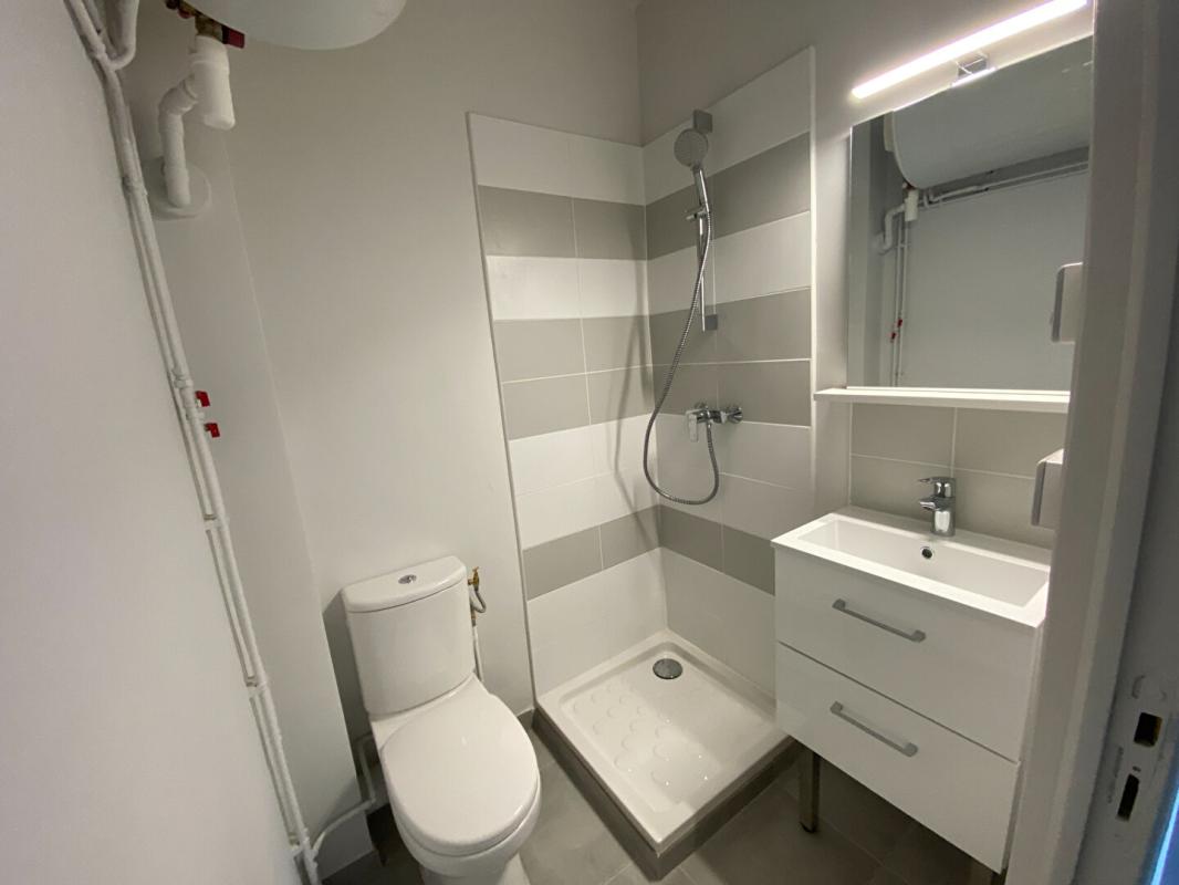 AIX-EN-PROVENCE À louer - Studio Centre ville d'Aix-en-Provence 4