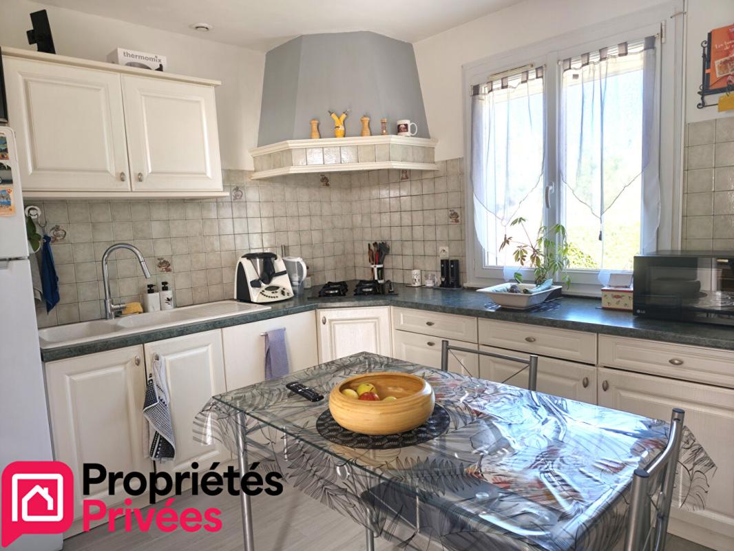 PIERRES Maison avec 3 chambres sans travaux !! 2