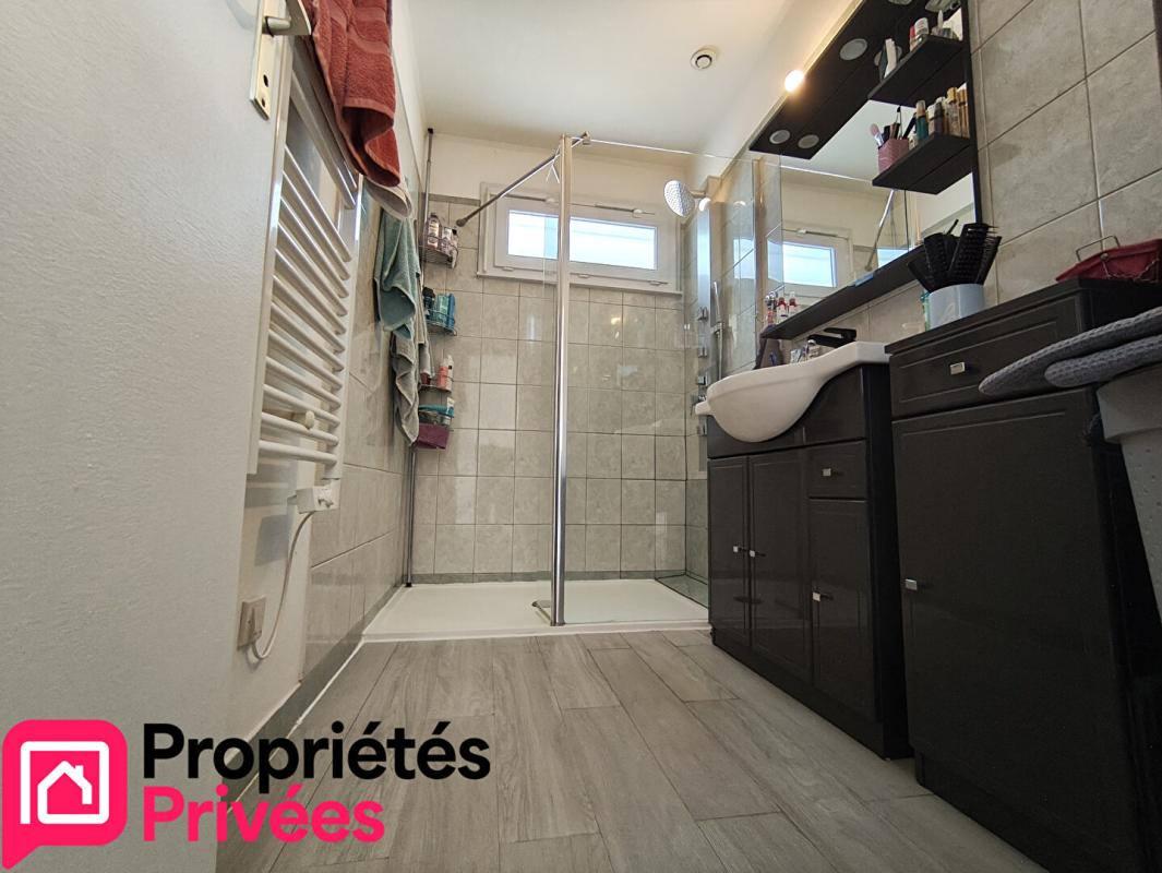 PIERRES Maison avec 3 chambres sans travaux !! 6