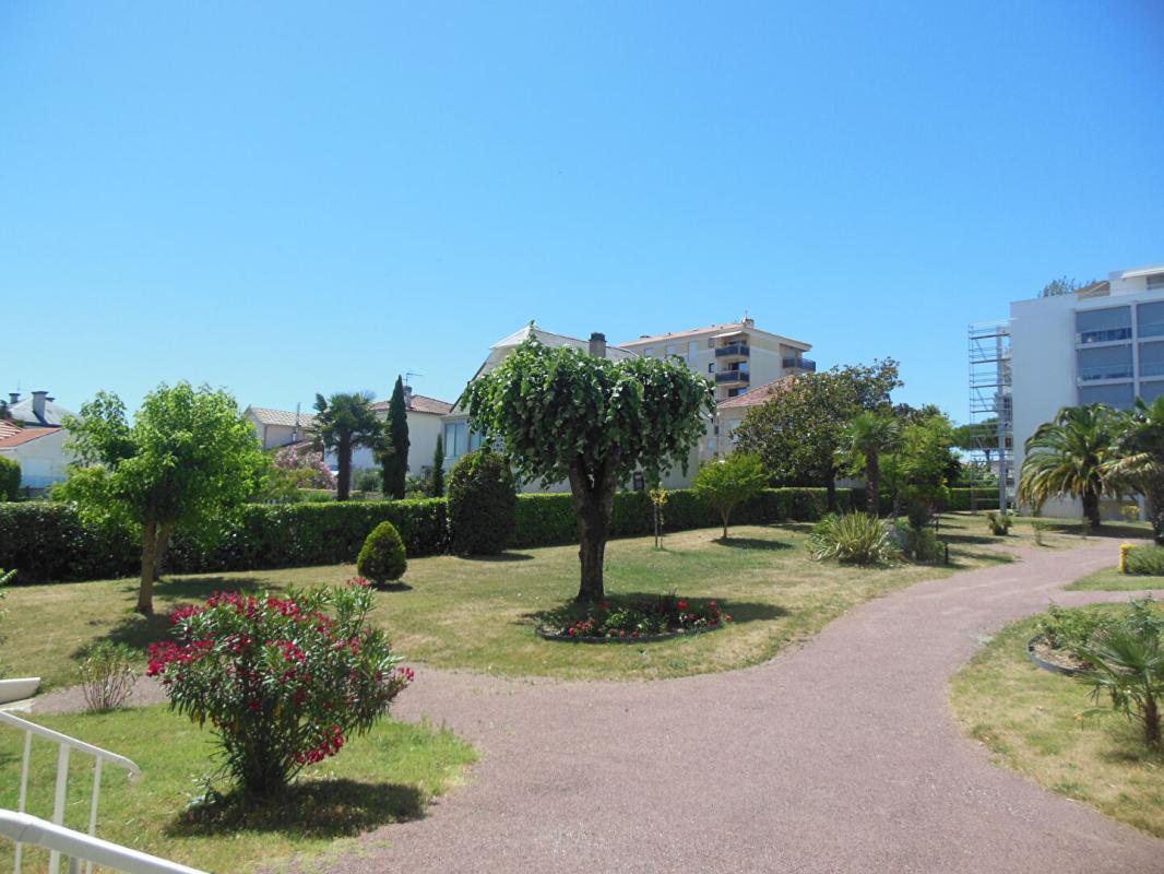 ROYAN Marché central - 2 pièces 50 m2 - Balcon, Cave, Parking et Ascenseur 11