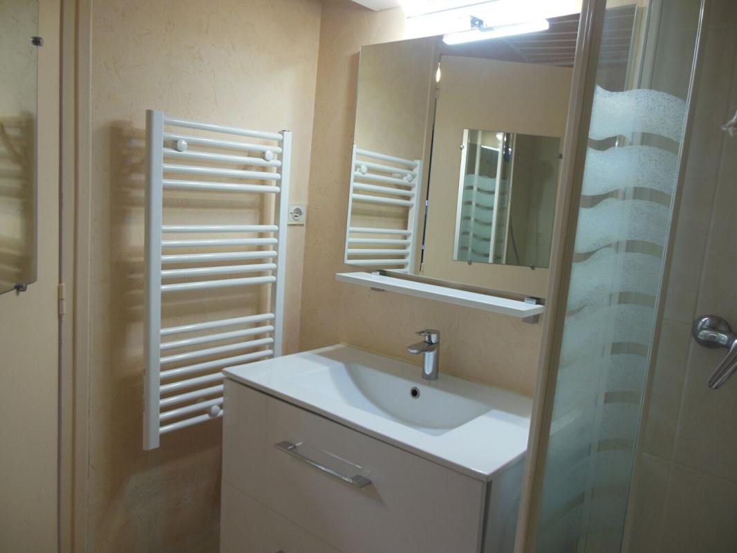 ROYAN Marché central - 2 pièces 50 m2 - Balcon, Cave, Parking et Ascenseur 12