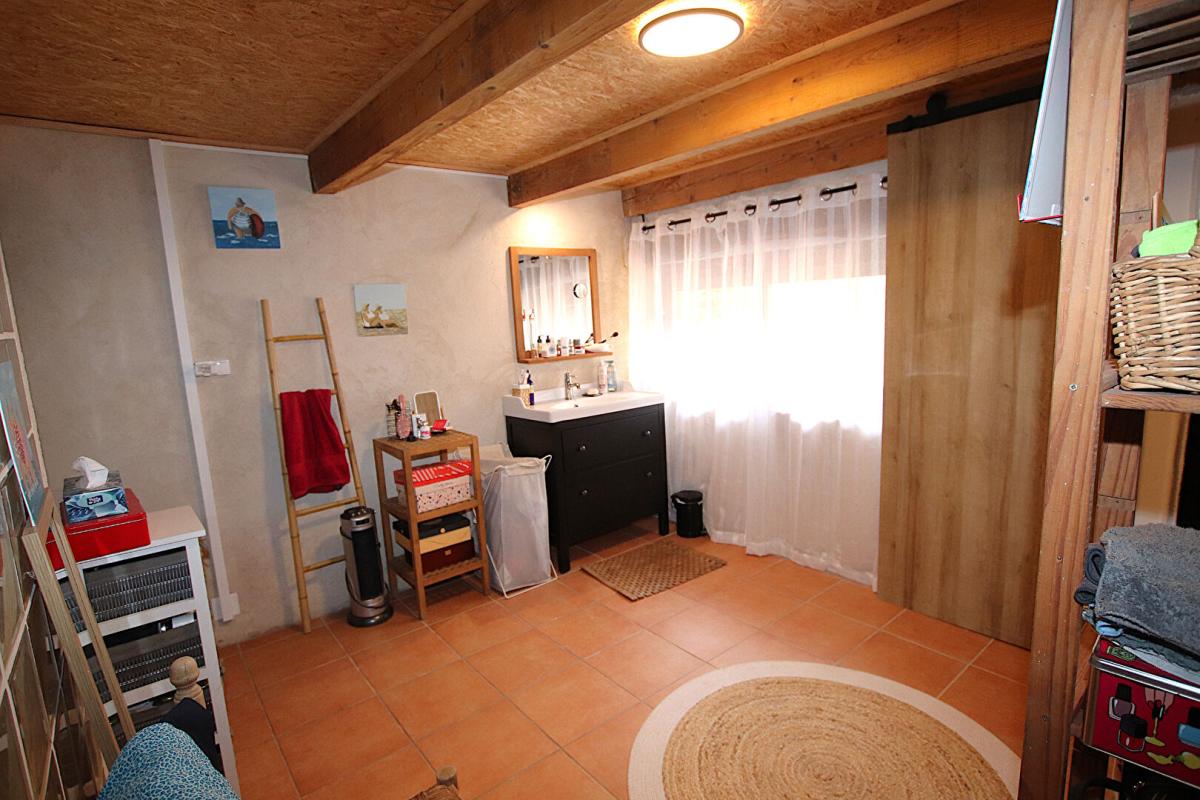 SAINT-AFFRIQUE Maison d'exception autonome 169 m2 + annexe avec vue panoramique 10