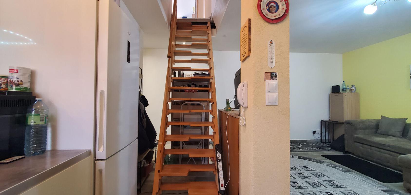 BESSEGES Lots de deux appartements + cave au sein d'une copropriété 2