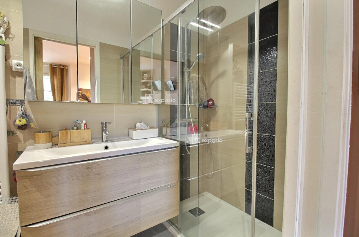 LE CASTELLET Bas de villa 2 pièces - 69 m2 Plan du Castellet - 335 000 10