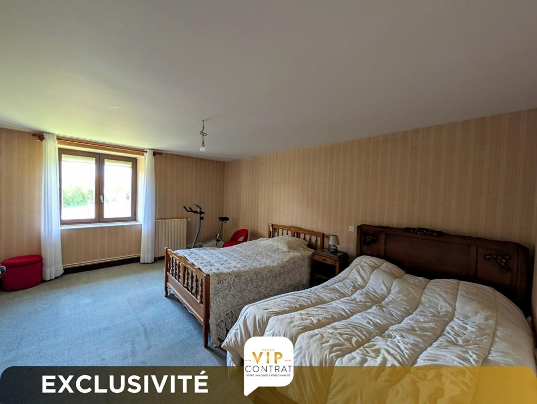 GENSAC-LA-PALLUE Maison Gensac La Pallue 5 pièce(s) 171 m2 exclusivité VIP 11