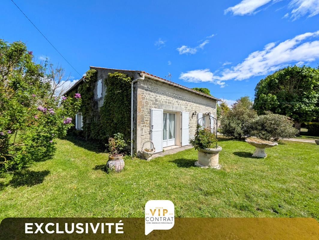 GENSAC-LA-PALLUE Maison Gensac La Pallue 5 pièce(s) 171 m2 exclusivité VIP 2