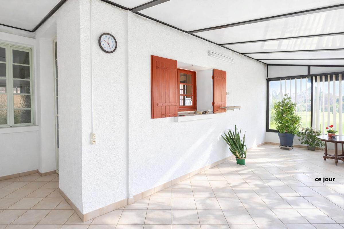 MORTAGNE-SUR-GIRONDE Maison Mortagne Sur Gironde 4 pièce(s) 136 m2 et dépendances  148000  FAI 13