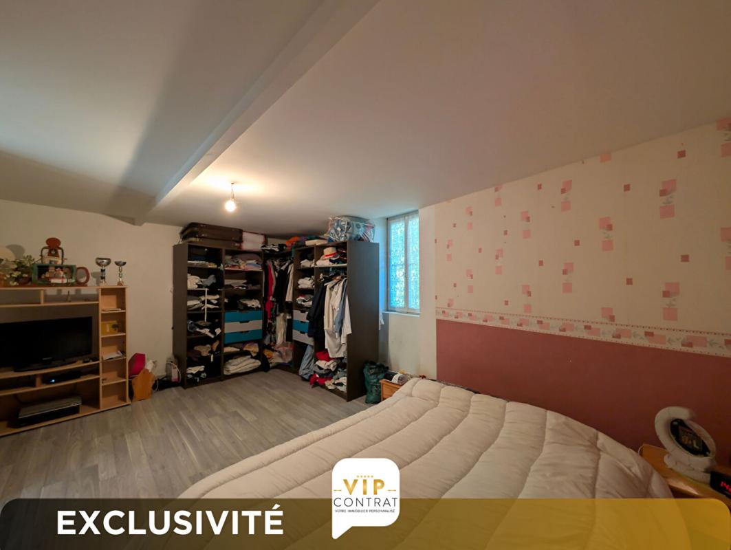 PONS GARANTIE 12 MOIS INCLUS ! Maison de ville avec jardin et garage ! 10