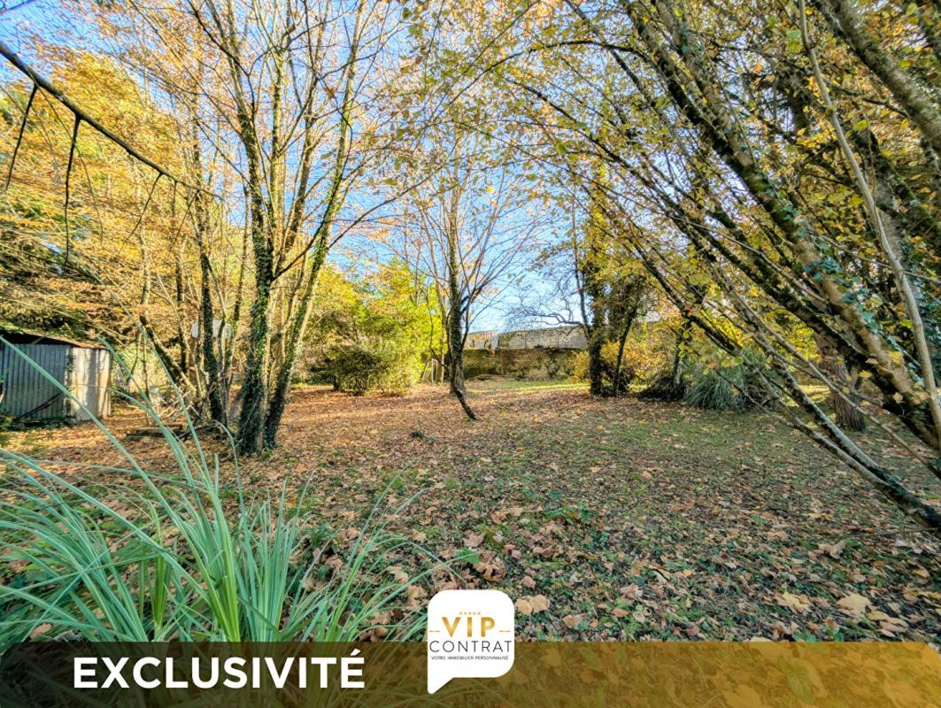 PONS GARANTIE 12 MOIS INCLUS ! Maison de ville avec jardin et garage ! 3