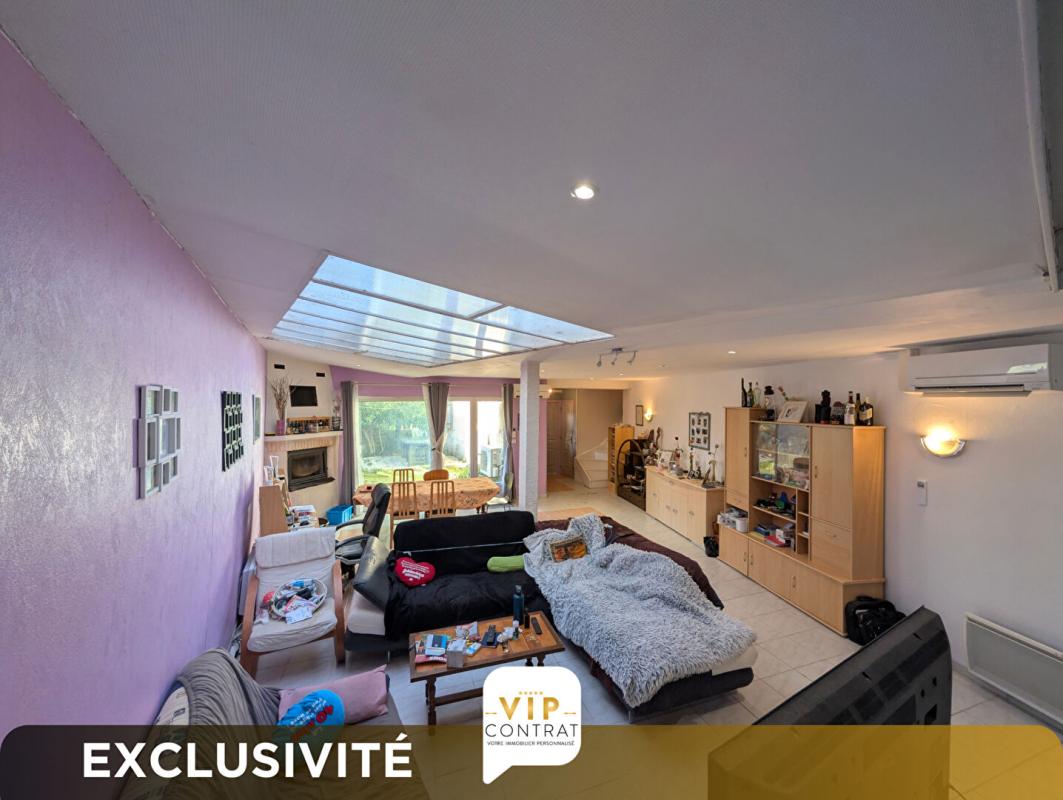 PONS GARANTIE 12 MOIS INCLUS ! Maison de ville avec jardin et garage ! 5