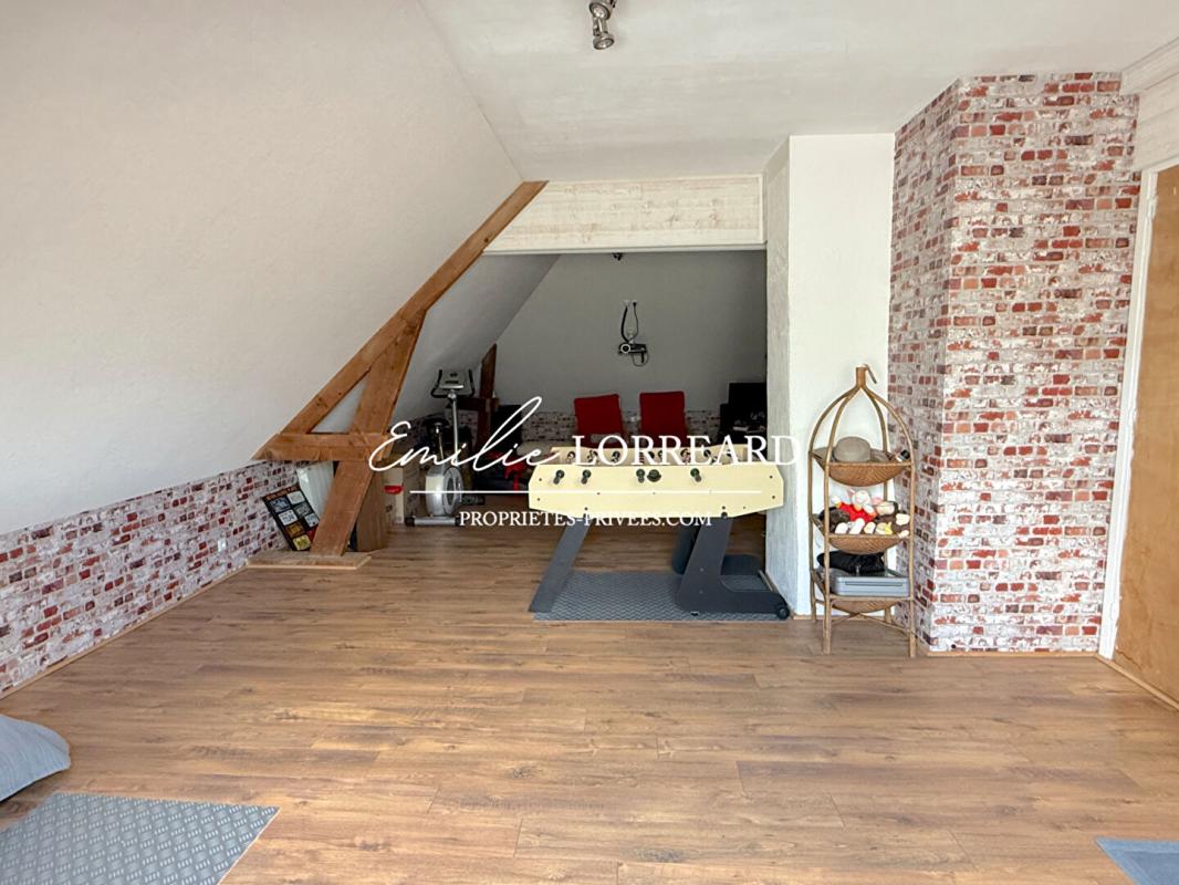 LE MANS Maison Le Mans 8 pièce(s) 226 m2 10