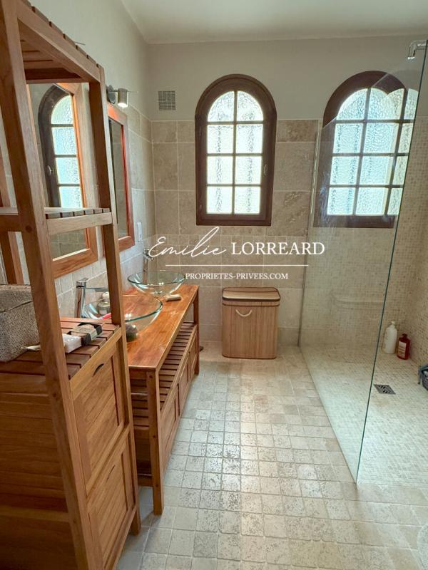 LE MANS Maison Le Mans 8 pièce(s) 226 m2 6