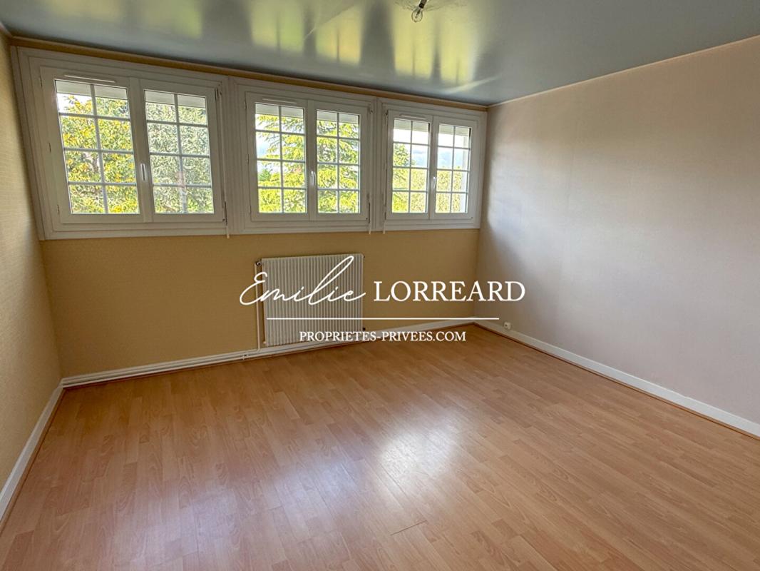 LE MANS Maison Le Mans 8 pièce(s) 226 m2 9