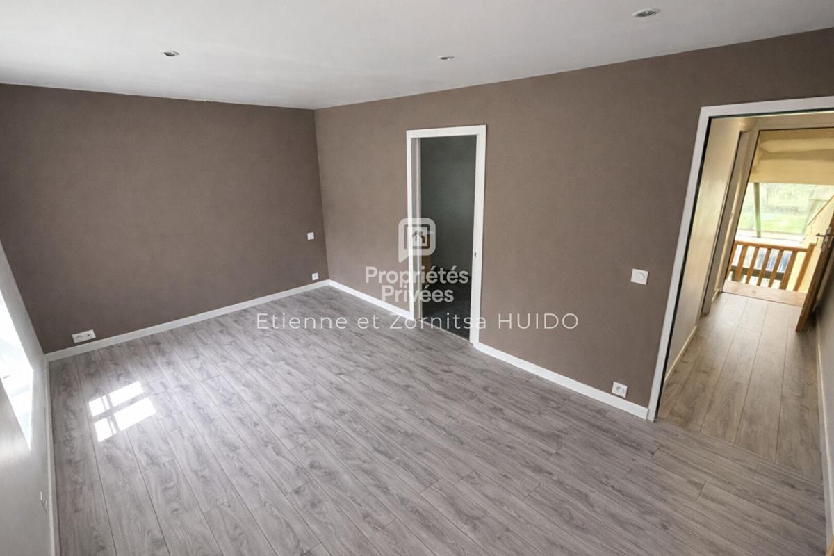 CHAROST Maison Charost 7 pièce(s) 150 m2 10