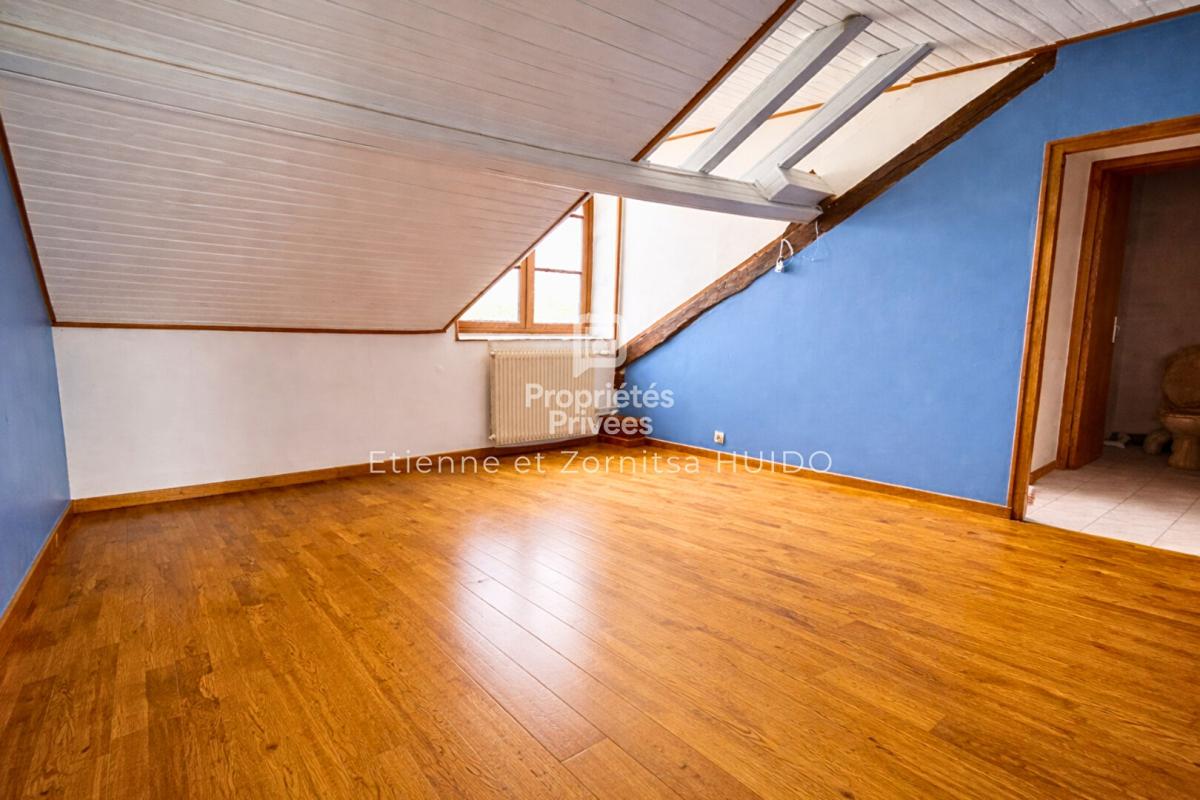 CHAROST Maison Charost 7 pièce(s) 150 m2 11