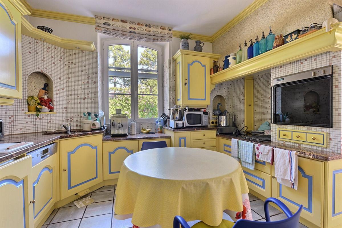 SAINTE-MARIE-AUX-MINES Au coeur du Val d'Argent, rare à la vente, très belle maison historique dans parc clos de 2750 m2 14