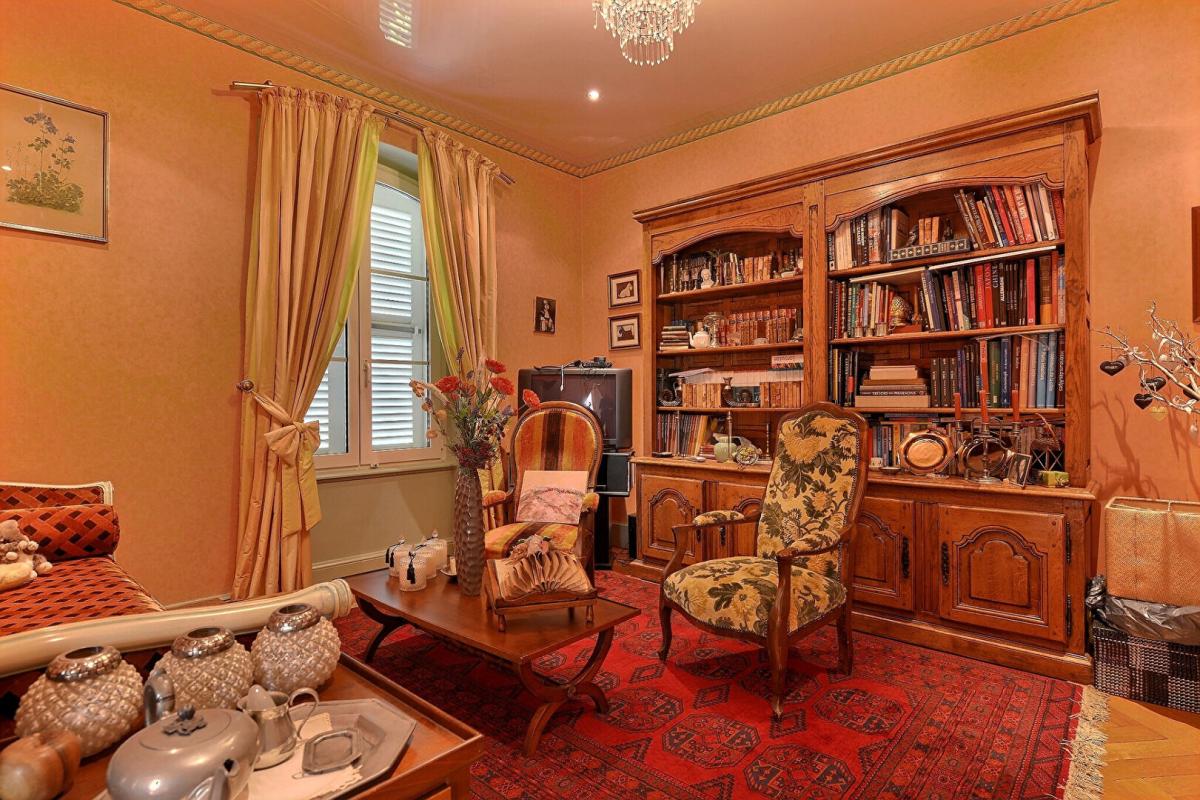 SAINTE-MARIE-AUX-MINES Au coeur du Val d'Argent, rare à la vente, très belle maison historique dans parc clos de 2750 m2 5