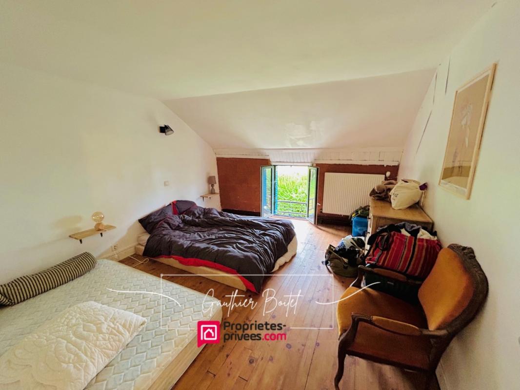 COULOMMIERS Maison  6 pièce(s)  grande longère 188 m2 12