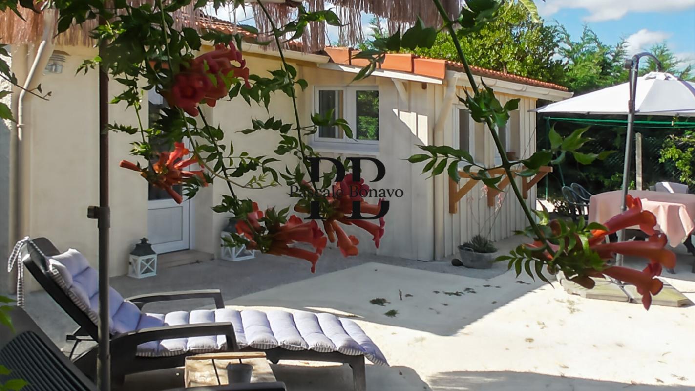 VENDAYS-MONTALIVET VENDAYS-MONTALIVET Maison 3 pièces - Jardin 470m2 4