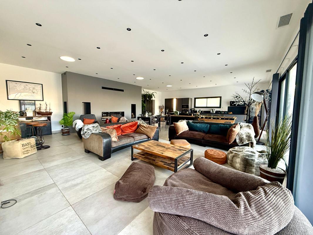 MARTIGUES Villa  "MEUBLÉ" de standing  à proximité de la mer 3