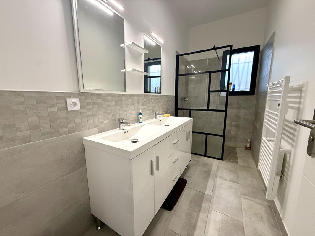 MARTIGUES Villa  "MEUBLÉ" de standing  à proximité de la mer 8