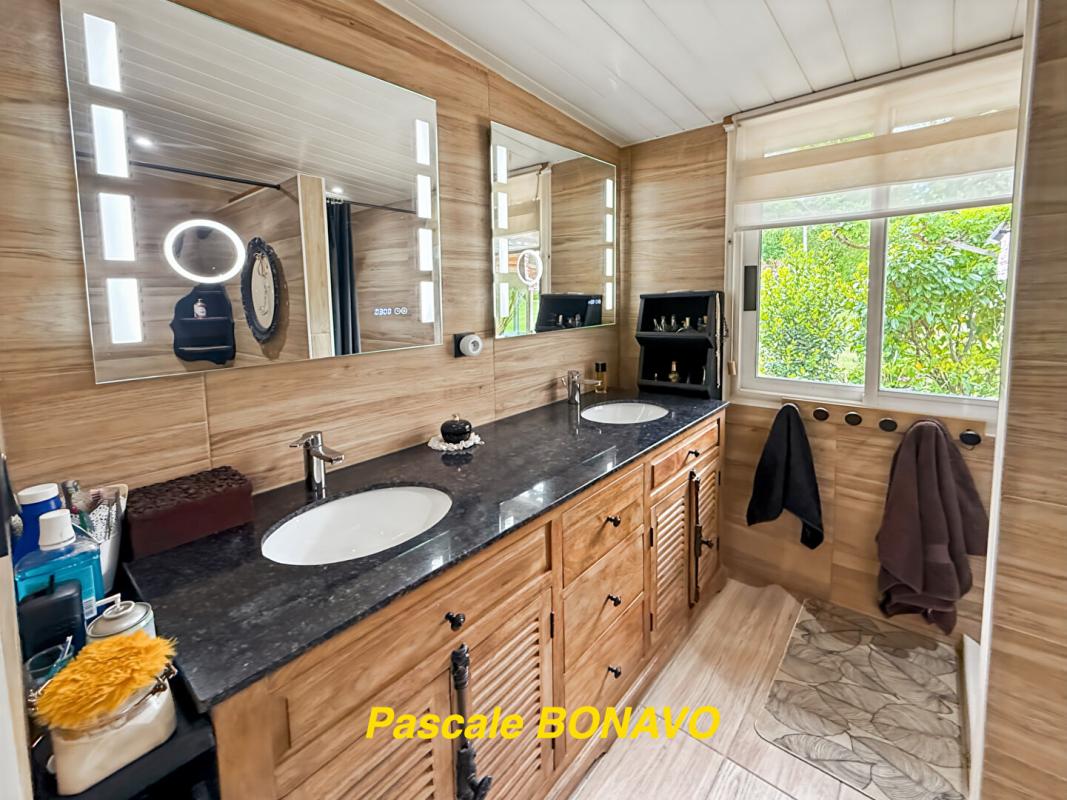 VENDAYS-MONTALIVET VENDAYS-MONTALIVET - PROPRIETES 248m2 - 3 LOGEMENTS - PARC - PISCINE 5