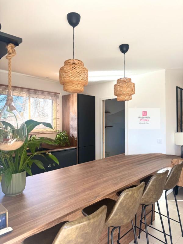 FAYENCE Villa 4 /5 pièces 114 m² 3 chambres piscine  jardin sud  garage proche écoles et commerces 9