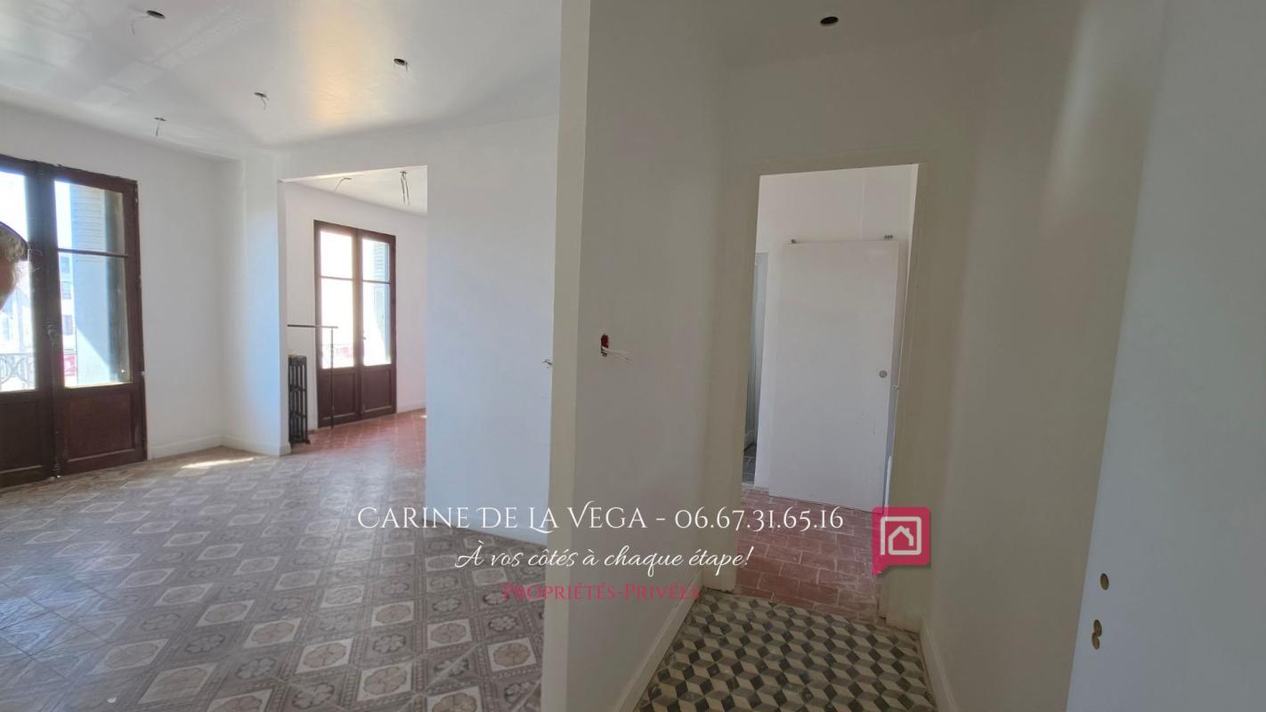 BEZIERS BÉZIERS ? Immeuble avec 3 T2, terrasse et balcons ? Fort potentiel locatif 10