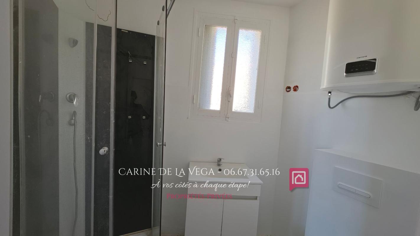 BEZIERS BÉZIERS ? Immeuble avec 3 T2, terrasse et balcons ? Fort potentiel locatif 12