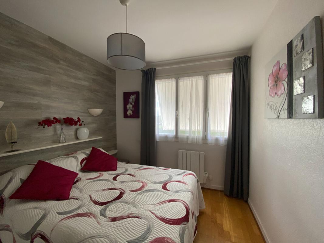 SAINT-HILAIRE-DE-CHALEONS MAISON SAINT HILAIRE DE CHALÉONS 44680 - 5 CHAMBRES - BUDGET 335 000 HAI 15