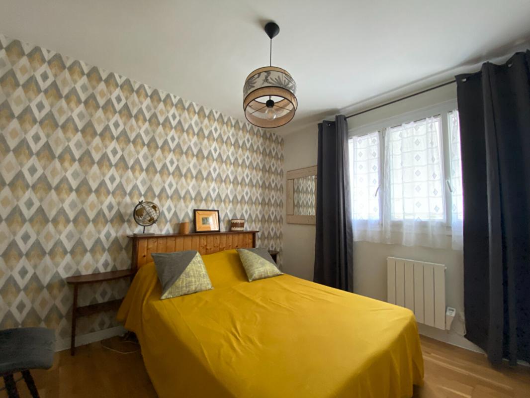 SAINT-HILAIRE-DE-CHALEONS MAISON SAINT HILAIRE DE CHALÉONS 44680 - 5 CHAMBRES - BUDGET 335 000 HAI 17