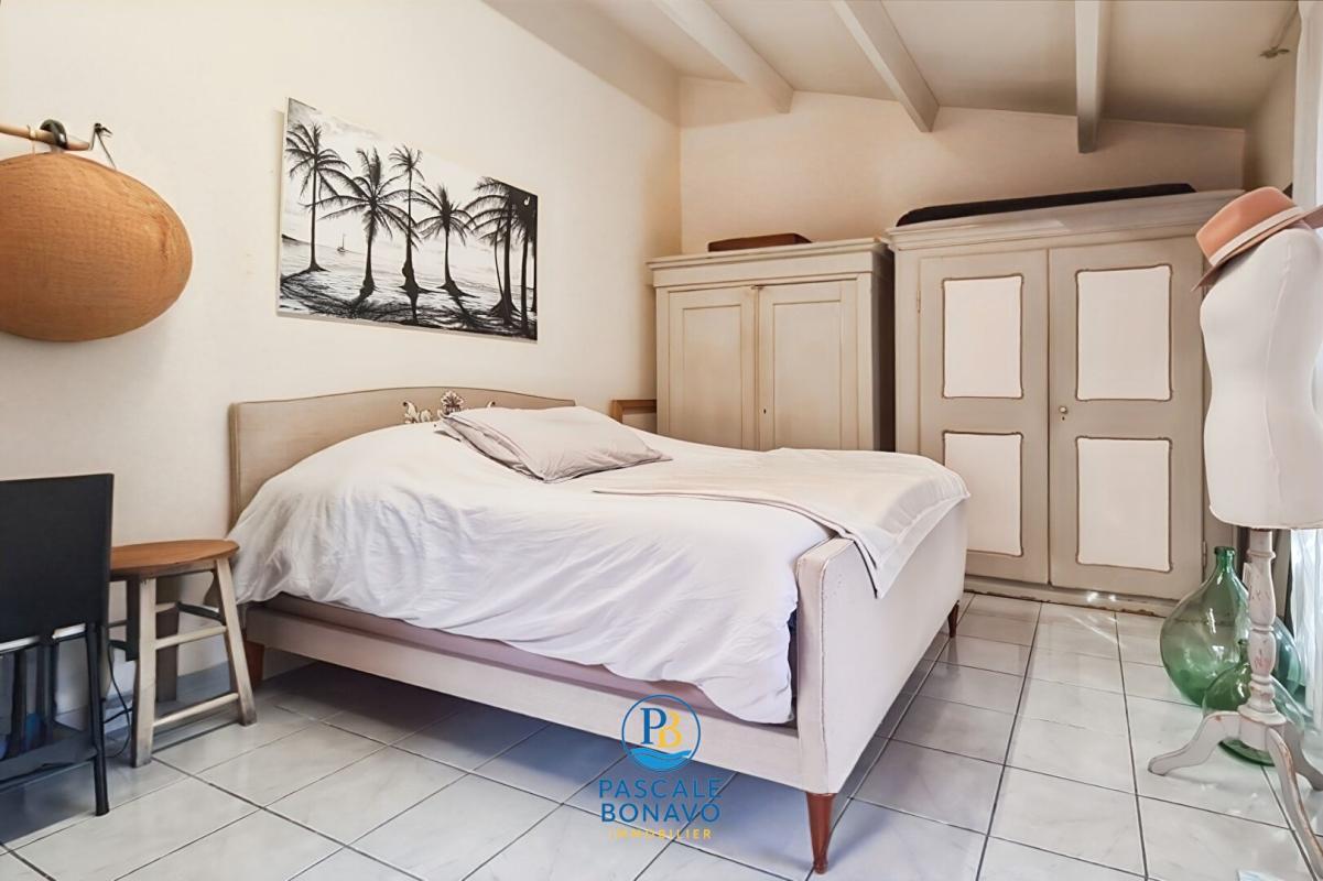 VENDAYS-MONTALIVET EXCLUSIVITE - Propriété 3 gîtes et maison de 136m2 - Magnifique Parc 12