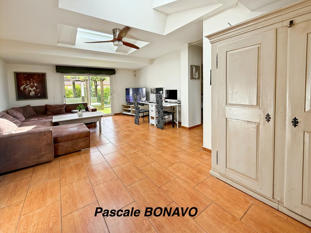 VENDAYS-MONTALIVET EXCLUSIVITE - Propriété 3 gîtes et maison de 136m2 - Magnifique Parc 6