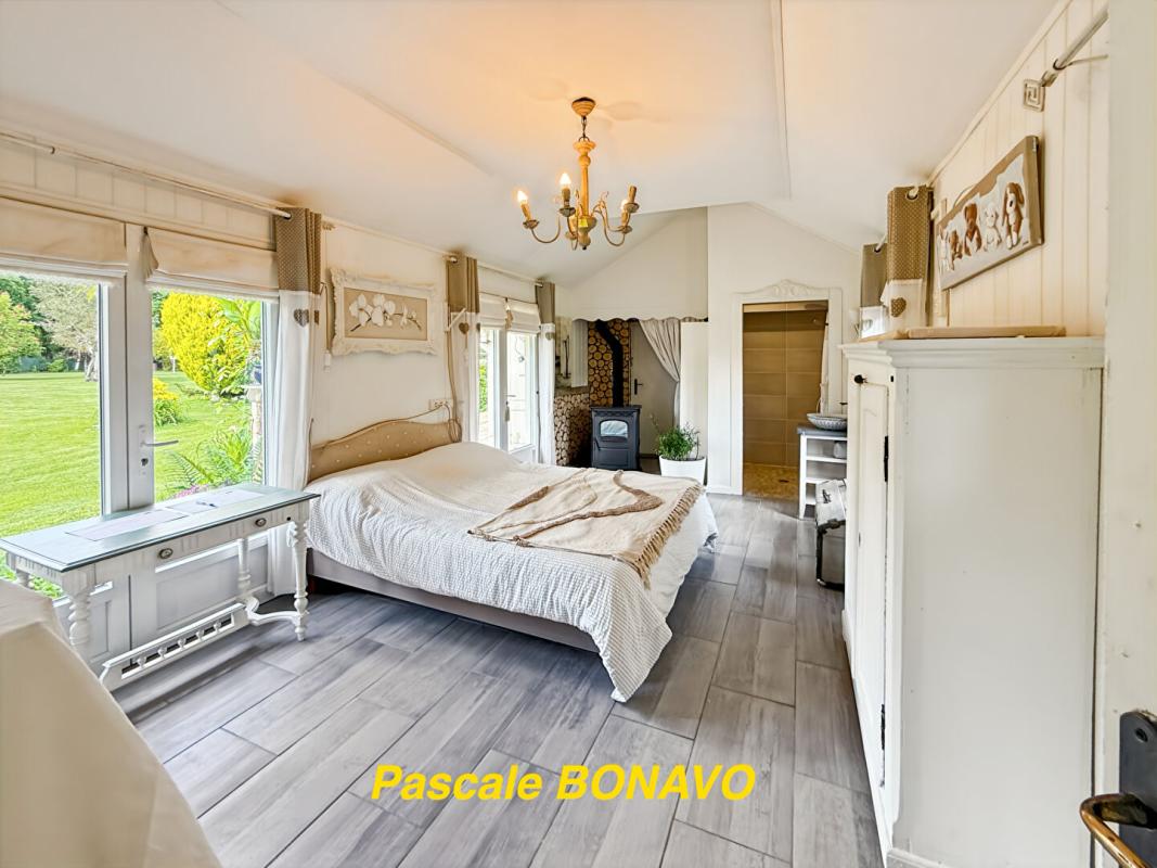 VENDAYS-MONTALIVET EXCLUSIVITE - Propriété 3 gîtes et maison de 136m2 - Magnifique Parc 8