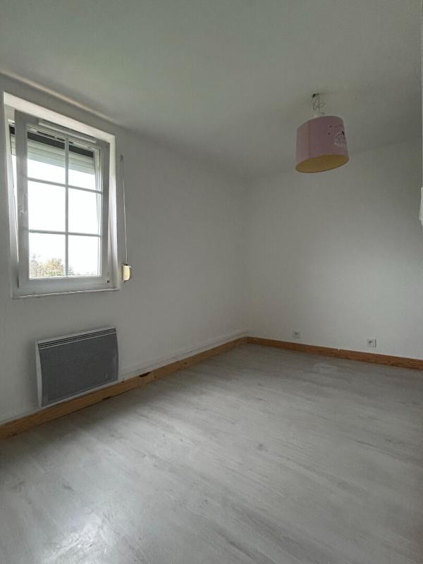 BERNAY 27300  Maison Normande 5 pièces + double garage  153 100 Euros 13