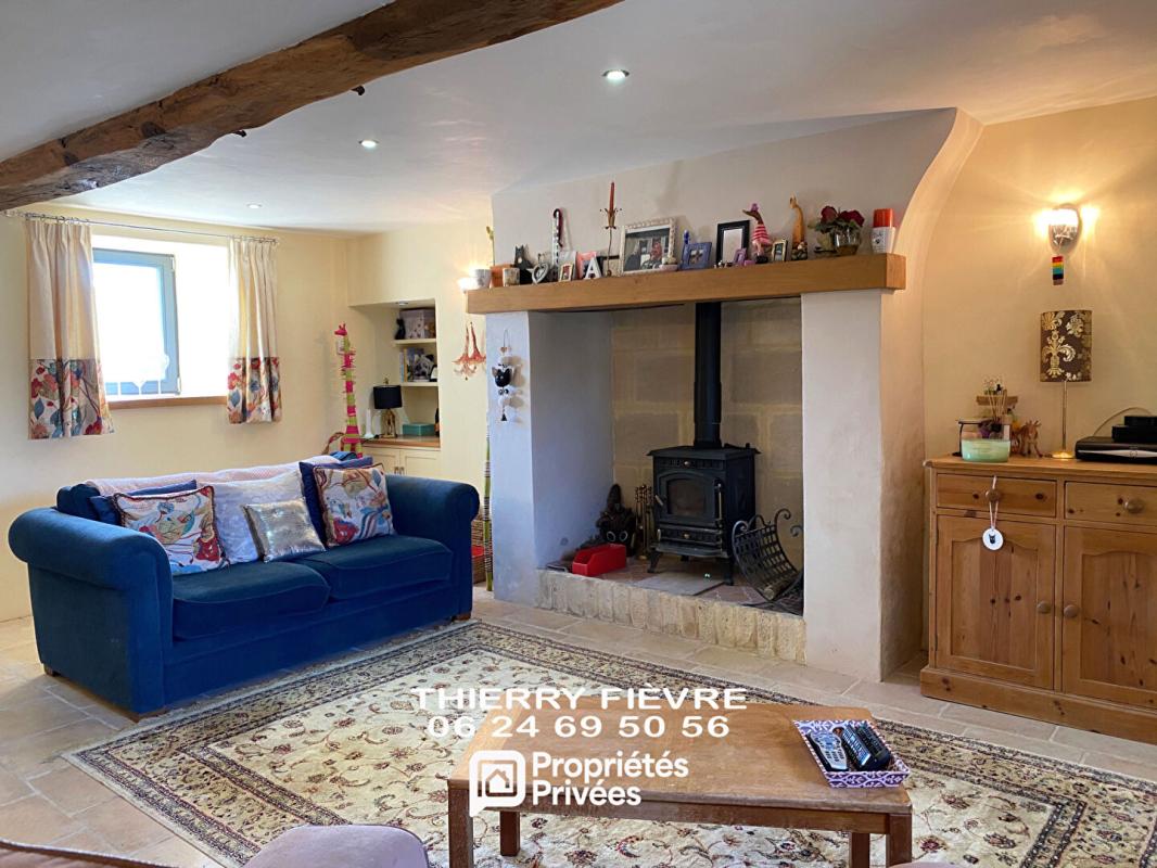 CERSAY Val en Vignes 79290 - Propriété de caractère 409 m²  Maison 4 chambres + 3 gîtes possibles  Fort potentiel locatif ou projet mixte 18