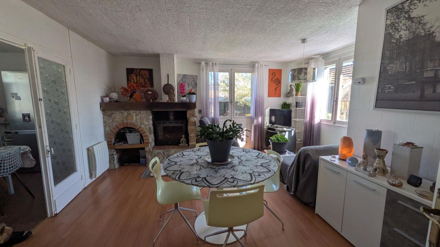 CADAUJAC Maison 4 pièces de 80 m2 en viager sur Cadaujac 2